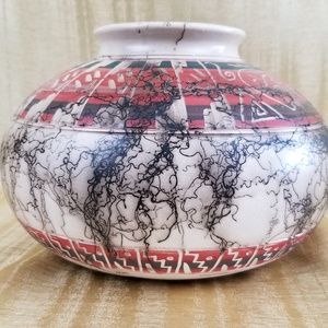 Horsehair Pottery